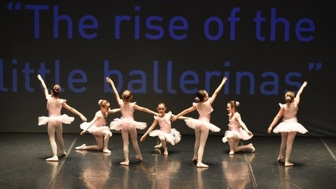 PhotoGallery4